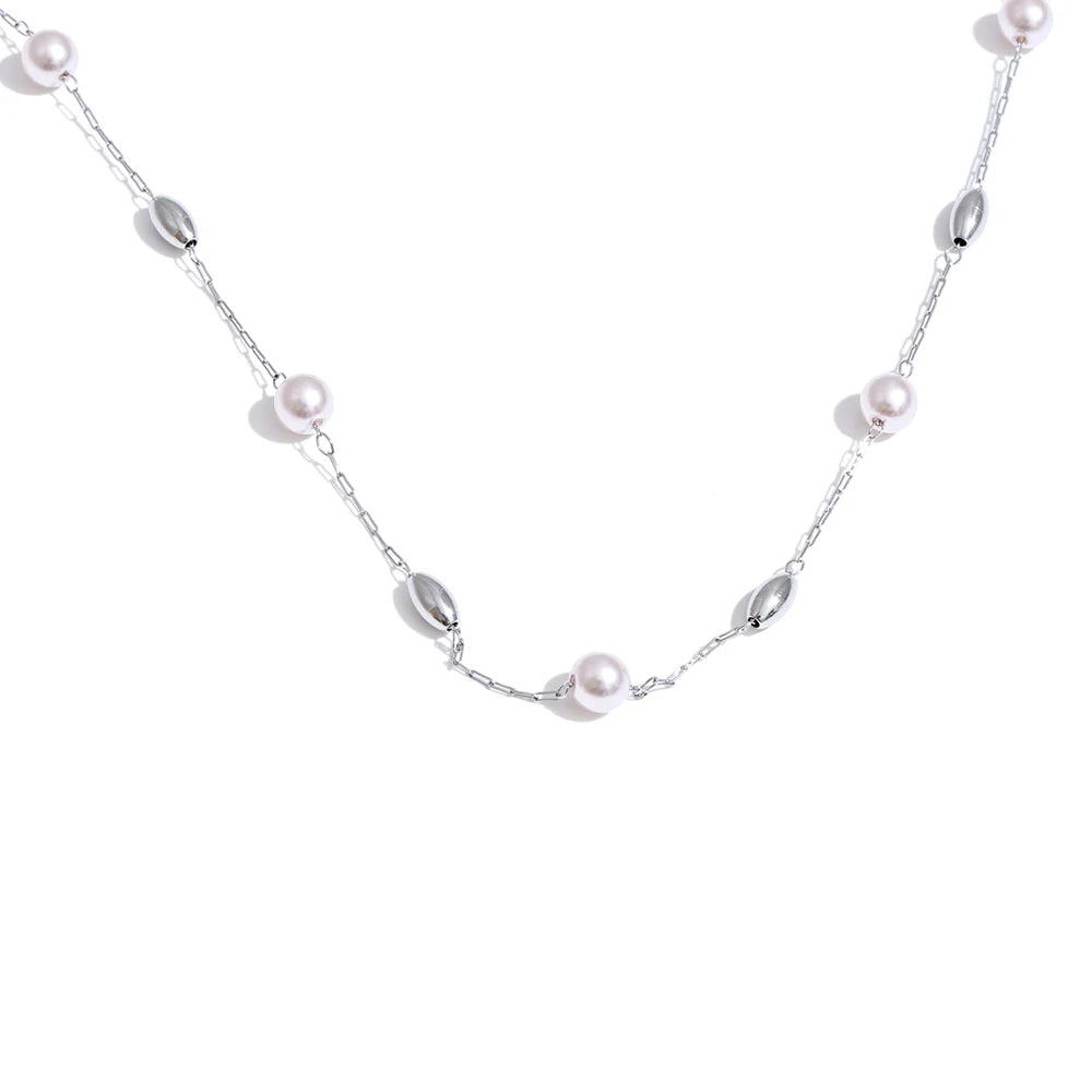 Elevate Your Style with Our Chic 18K Gold Plated Simulated Pearl Chain Necklace - Tarnish Resistant and Perfect for Any Occasion